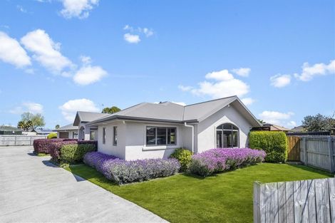 Photo of property in 16 Lockhart Place, Rototuna, Hamilton, 3210