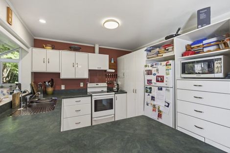 Photo of property in 6a Leatham Avenue, Strandon, New Plymouth, 4312