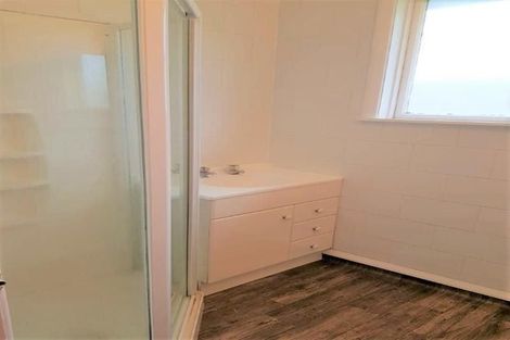 Photo of property in 78-80 Leicester Street, Cannons Creek, Porirua, 5024