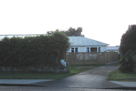 Photo of property in 82a Alexander Road, Raumati Beach, Paraparaumu, 5032
