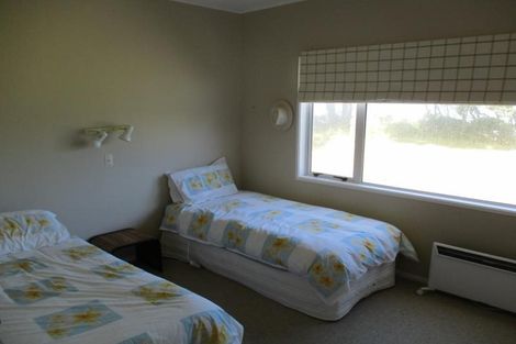 Photo of property in 7b Willow Grove, Raumati Beach, Paraparaumu, 5032