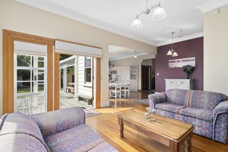 Photo of property in 70 Jellicoe Street, Martinborough, 5711