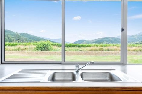 Photo of property in 17 Para Railway Road, Koromiko, Blenheim, 7273