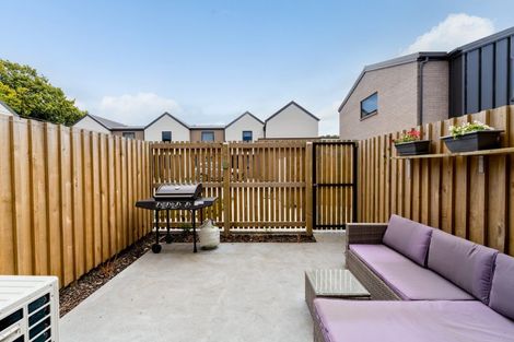 Photo of property in 16 Dallas Lane, Caversham, Dunedin, 9012