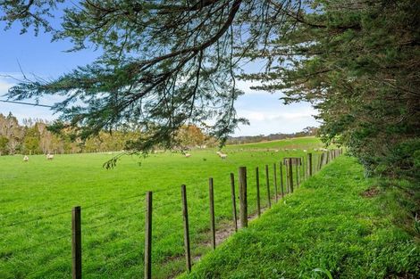 Photo of property in 19 Valley Road, Waitoki, Kaukapakapa, 0871