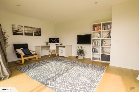 Photo of property in 48 Falconer Rise, Jacks Point, Queenstown, 9371