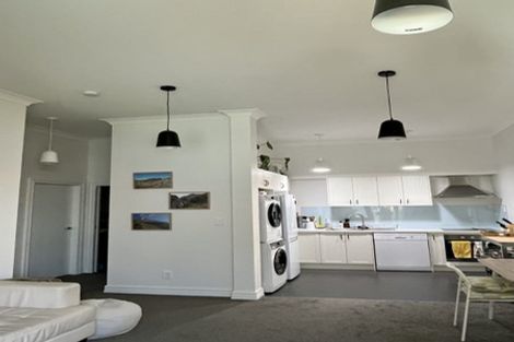 Photo of property in 2 Collina Terrace, Thorndon, Wellington, 6011