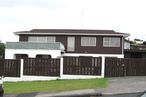 Photo of property in 63 Kirby Street, Glendene, Auckland, 0602