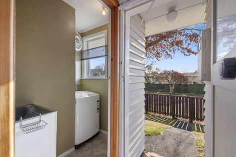 Photo of property in 27 Te Rangitautahanga Road, Turangi, 3334