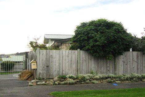 Photo of property in 42 Estuary Crescent, Fairfield, Dunedin, 9018