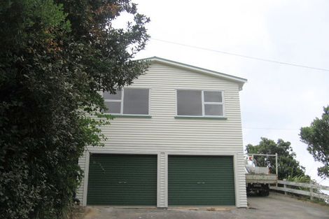 Photo of property in 143 Houghton Bay Road, Houghton Bay, Wellington, 6023