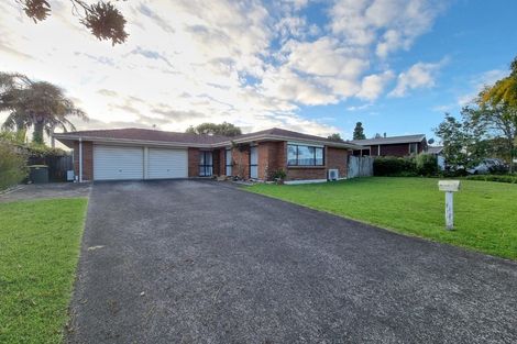 Photo of property in 162 Walter Strevens Drive, Conifer Grove, Takanini, 2112