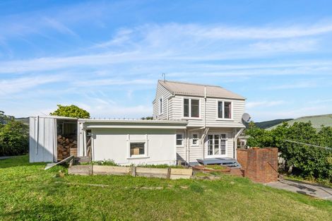 Photo of property in 12 Olivia Crescent, Tawa, Wellington, 5028