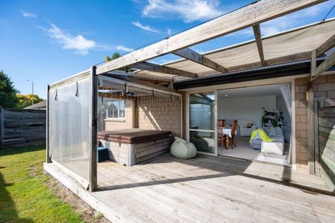 Photo of property in 5 Whakarewa Street, Motueka, 7120