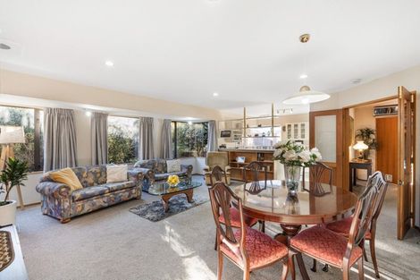 Photo of property in 2/433 Memorial Avenue, Burnside, Christchurch, 8053