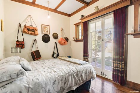 Photo of property in 250 Titirangi Road, Titirangi, Auckland, 0604