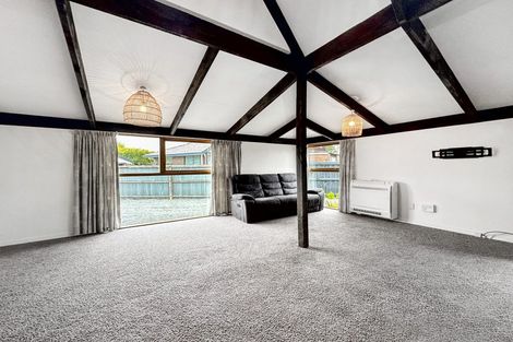 Photo of property in 351 Sawyers Arms Road, Harewood, Christchurch, 8051