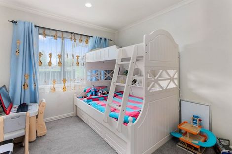 Photo of property in 1 Hoyte Place, Pukehangi, Rotorua, 3015