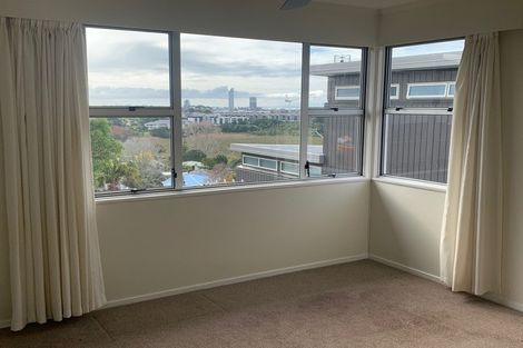 Photo of property in 3/36 Exmouth Road, Northcote, Auckland, 0627