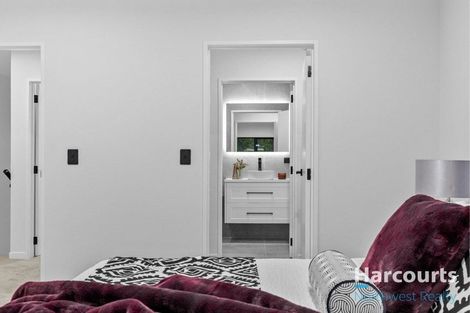 Photo of property in 56a Donovan Avenue, Massey, Auckland, 0614