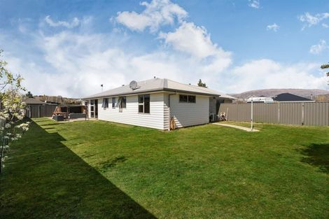 Photo of property in 18 Finch Street, Albert Town, Wanaka, 9305