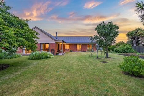 Photo of property in 18 Nepal Place, Burnside, Christchurch, 8053