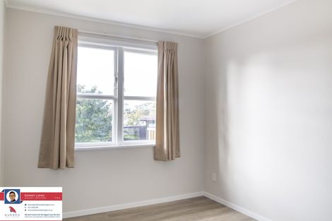 Photo of property in 64 Megan Avenue, Pakuranga Heights, Auckland, 2010