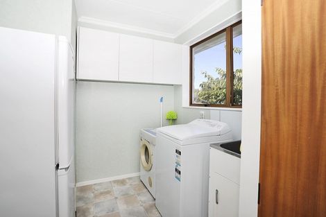 Photo of property in 92 Moana Street, Rosedale, Invercargill, 9810