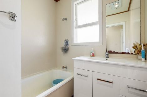 Photo of property in 30 Minifie Avenue, Melville, Hamilton, 3206