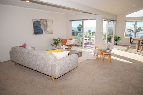 Photo of property in 11 Christine Drive, Coopers Beach, 0420