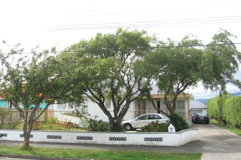 Photo of property in 11 Massey Street, Elderslea, Upper Hutt, 5018