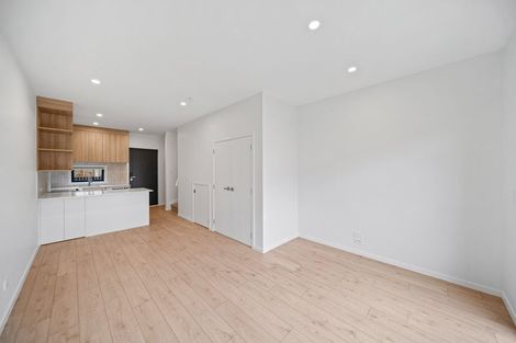 Photo of property in 7/97 Atkinson Road, Titirangi, Auckland, 0604