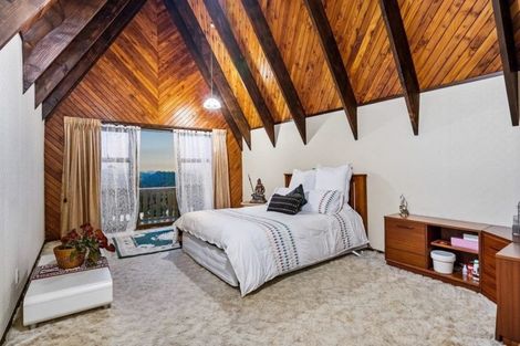 Photo of property in 4 Puketaha Road, Swanson, Auckland, 0816