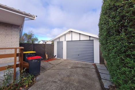 Photo of property in 18 Medina Crescent, Parklands, Christchurch, 8083