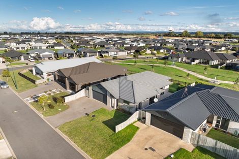 Photo of property in 44 Te Kio Crescent, Papamoa Beach, Papamoa, 3118