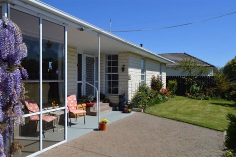 Photo of property in 2/19 Bampton Street, Burwood, Christchurch, 8061