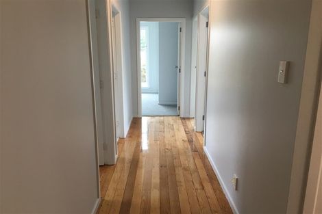 Photo of property in 13 Brazier Grove, Paraparaumu, 5032