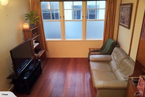 Photo of property in Hopper Street Apartments, 4/20 Hopper Street, Mount Cook, Wellington, 6011