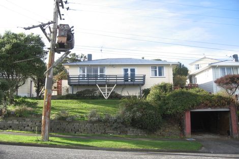 Photo of property in 20 Gloucester Street, Cannons Creek, Porirua, 5024