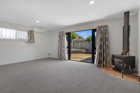 Photo of property in 68a Auckland Road, Greenmeadows, Napier, 4112