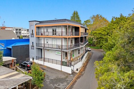 Photo of property in The Grand Apartments, 2d/4 Kell Drive, Albany, Auckland, 0632