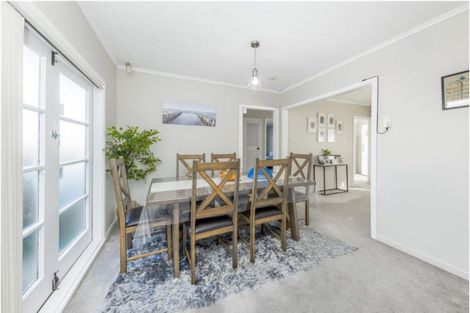 Photo of property in 37 Puriri Road, Manurewa, Auckland, 2102