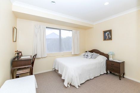 Photo of property in 24 Highgrove Drive, Grandview Heights, Hamilton, 3200