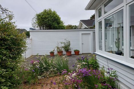 Photo of property in 63 Friend Street, Karori, Wellington, 6012