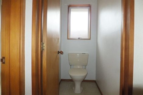 Photo of property in 1/5 Tuscany Place, Beckenham, Christchurch, 8023