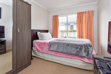 Photo of property in 18 Elderberry Road, Burswood, Auckland, 2013