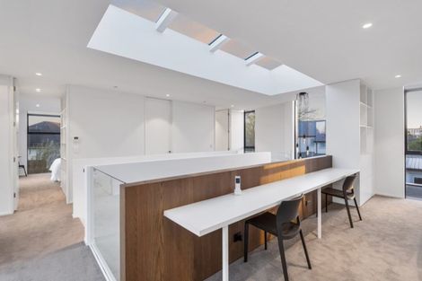 Photo of property in 155 Puriri Street, Fendalton, Christchurch, 8041