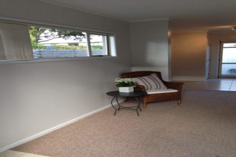 Photo of property in 3/4 Meadow Street, Mount Wellington, Auckland, 1062