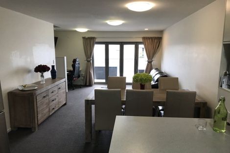 Photo of property in 3/11 Pannill Place, Oteha, Auckland, 0632