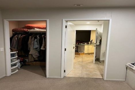 Photo of property in Courtenay Apartments, 504/120 Courtenay Place, Te Aro, Wellington, 6011